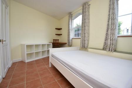 4 bedroom End of terrace house to let in Waterloo Road, Norwich, NR3