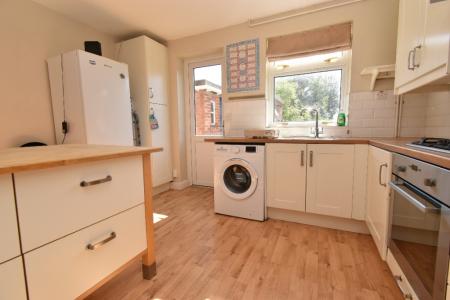 4 bedroom Semi-detached house to let in Sotherton Road, Eaton, NR4