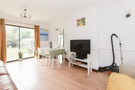 3 bedroom Semi-detached house to let in Henderson Road, Norwich, NR4