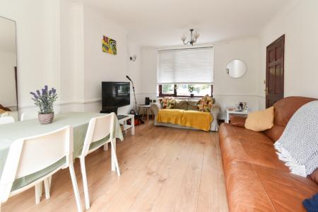 3 bedroom Semi-detached house to let in Henderson Road, Norwich, NR4