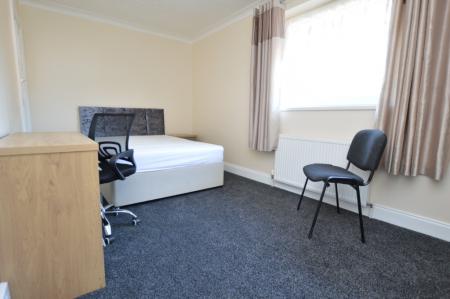 5 bedroom Terraced House to let in Bland Road, Earlham, Norwich, NR5