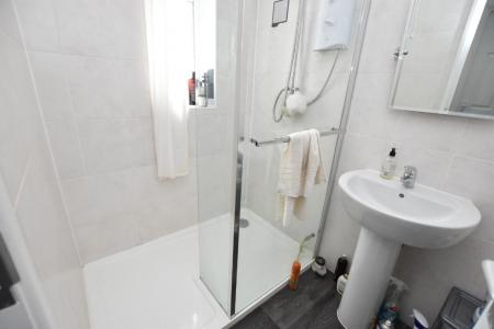 6 bedroom Semi-detached house to let in Cunningham Road, Norwich, NR5