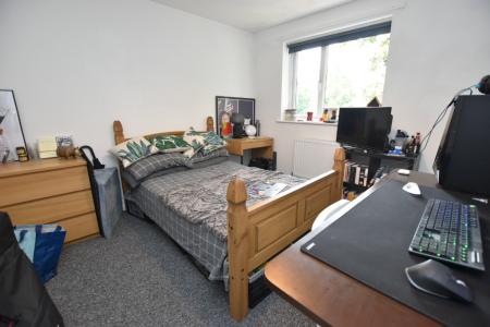 6 bedroom Semi-detached house to let in Cunningham Road, Norwich, NR5