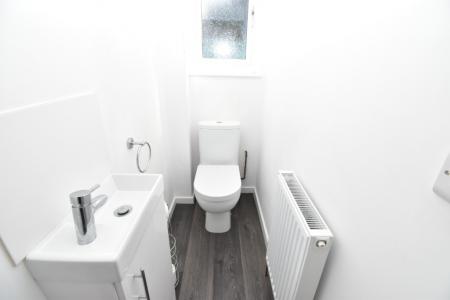 6 bedroom Semi-detached house to let in Edgeworth Road, Norwich, NR5