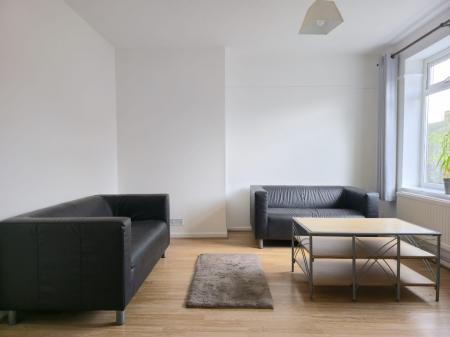 4 bedroom Semi-detached house to let in Wakefield Road, Norwich, NR5