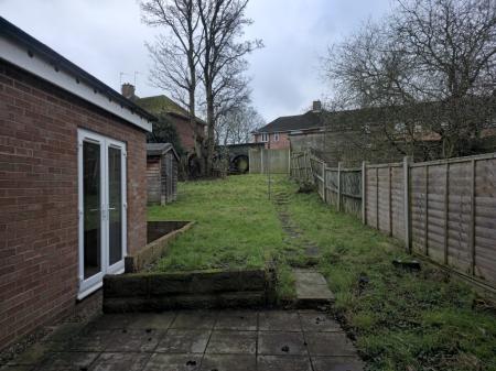 4 bedroom Semi-detached house to let in Wakefield Road, Norwich, NR5