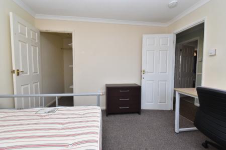 4 bedroom Terraced House for sale in Peckover Road, Norwich, NR4