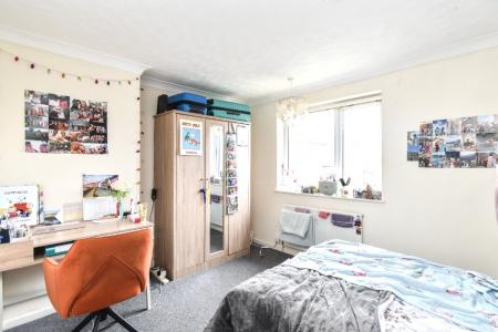 4 bedroom Semi-detached house to let in Osborne Road, Norwich, NR4