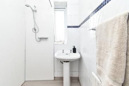 4 bedroom Semi-detached house for sale in Robson Road, Earlham, Norwich, NR5