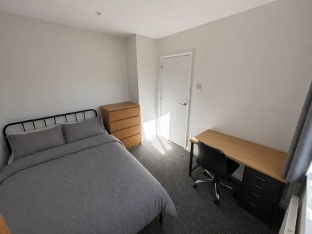 4 bedroom Terraced House to let in Enfield Road, Norwich, NR5