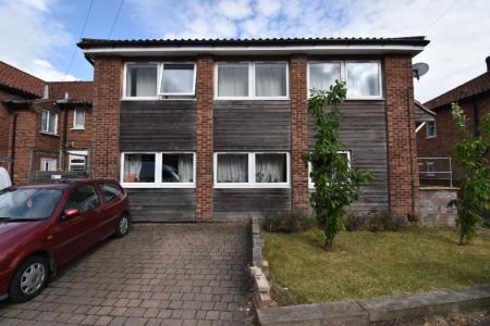 1 bedroom Flat to let in Gladstone Street, Norwich, NR2