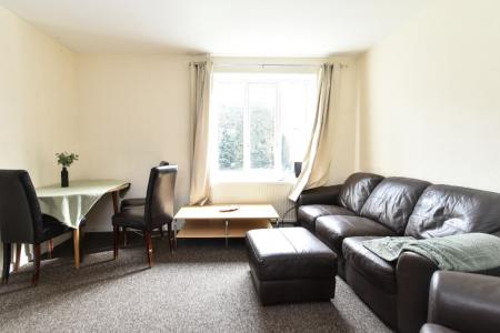 4 bedroom Semi-detached house to let in Robson Road, Earlham, Norwich, NR5