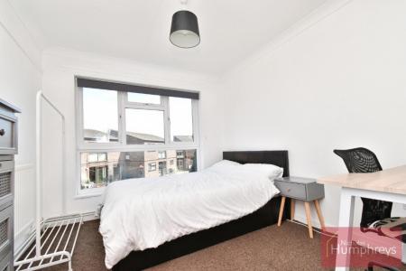 3 bedroom Flat for sale in Russet Grove, Eaton, NR4