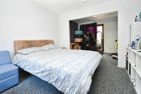 4 bedroom Semi-detached house to let in Friends Road, Norwich, NR5