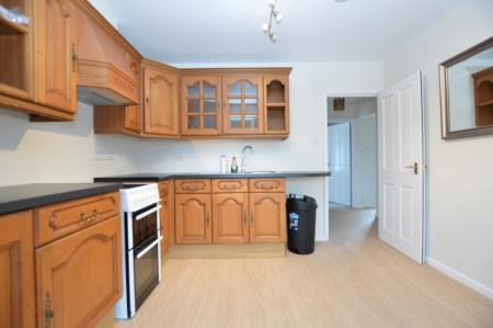 5 bedroom Semi-detached house to let in Edgeworth Road, Earlham, Norwich, NR5