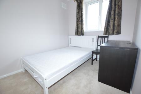 5 bedroom Semi-detached house to let in Edgeworth Road, Earlham, Norwich, NR5