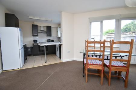 3 bedroom Semi-detached house to let in Filby Close, Norwich, NR5
