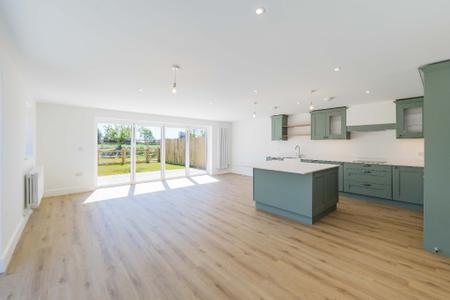 4 bedroom Terraced House to let in Lower Farm Mews, Tittleshall, PE32