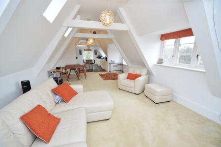 2 bedroom Penthouse for sale in Byland Close, Durham, County Durham, DH1