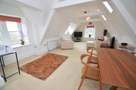 2 bedroom Penthouse for sale in Byland Close, Durham, County Durham, DH1