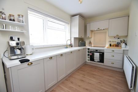 2 bedroom Semi-detached house for sale in Jubilee Crescent, Sherburn Hill, DH6