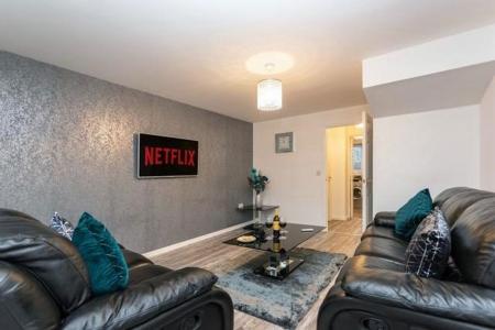 3 bedroom Property to let in Grange Way - DH6