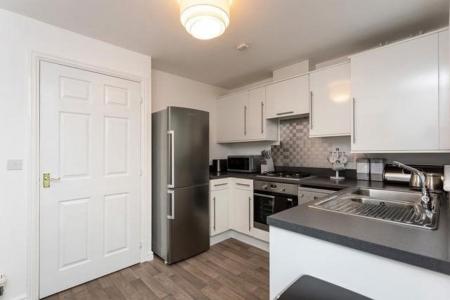 3 bedroom Property to let in Grange Way - DH6