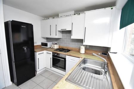 3 bedroom Property to let in Grange Way - DH6