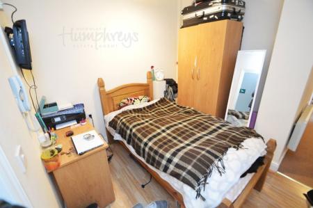 1 bedroom Studio flat to let in Marshall Terrace, DH1