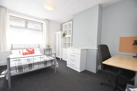 4 bedroom Property to let in Adolphus Place DH1