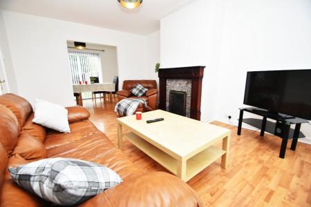 2 bedroom Property to let in Pilgrims Way - DH1