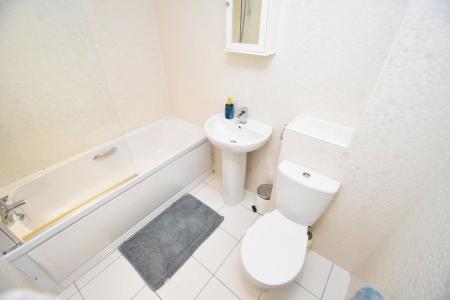 2 bedroom Property to let in Harle Oval, Bowburn - DH6