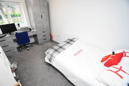 6 bedroom Property to let in Heaviside Place - DH1