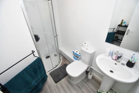 6 bedroom Property to let in Heaviside Place - DH1