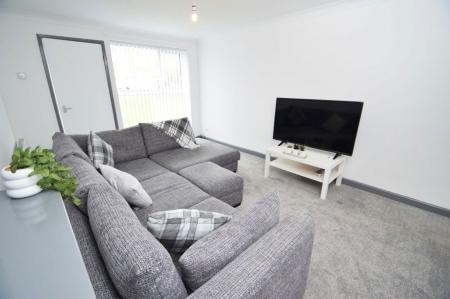 2 bedroom Property to let in Prebends Field - DH1