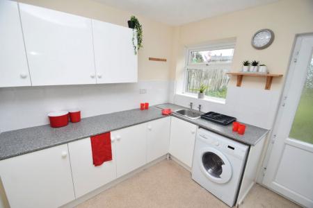 2 bedroom Property to let in Wakenshaw Road - DH1