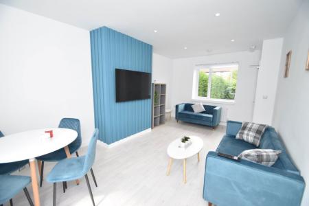 5 bedroom Property to let in Ash Avenue - DH1