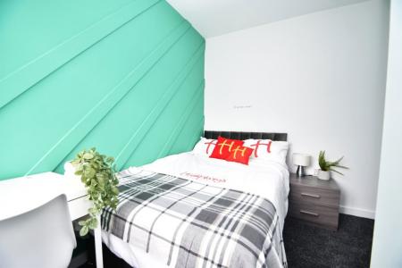 5 bedroom Property to let in Ash Avenue - DH1