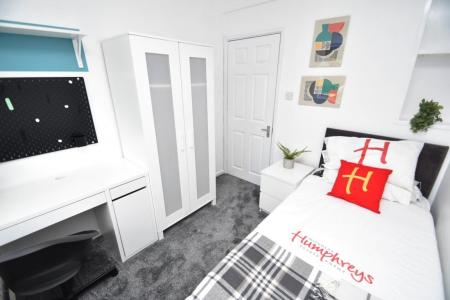 4 bedroom Property to let in Wakenshaw Road, Durham, DH1