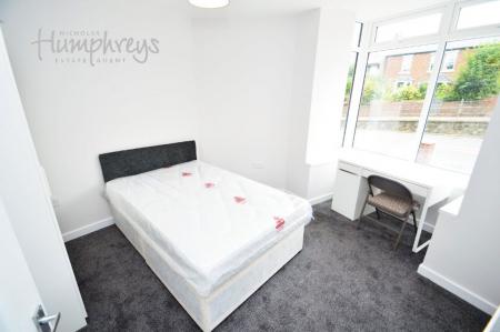 2 bedroom Property to let in Kilmacar House, Nevilles Cross
