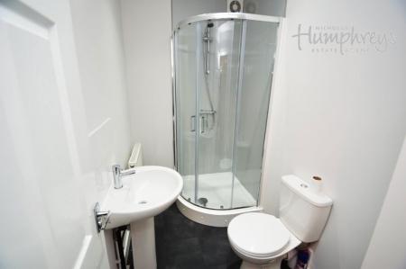 2 bedroom Property to let in Kilmacar House, Nevilles Cross