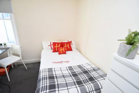 5 bedroom Property to let in Gilesgate, Durham, DH1