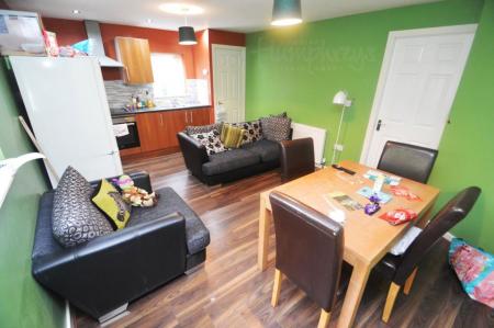 2 bedroom Property to let in Marshall Terrace, Durham, DH1