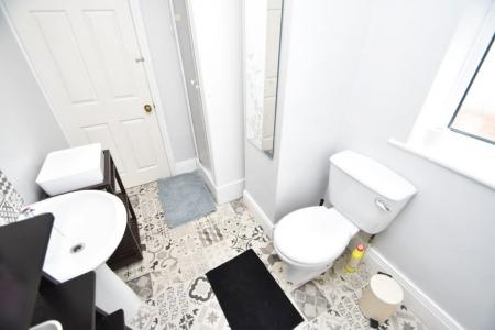 6 bedroom Property to let in Toll House Road