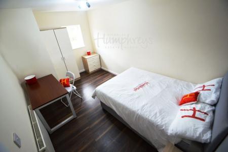 2 bedroom Property to let in Marshall Terrace, Gilesgate, DH1