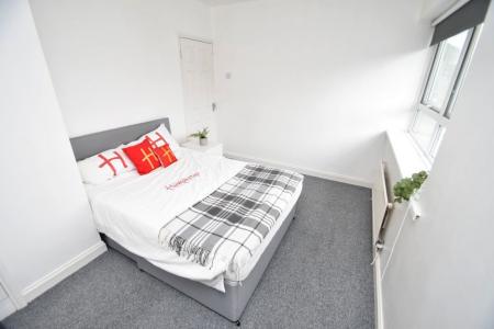 4 bedroom Property to let in Wakenshaw Road, Durham, DH1