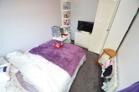 1 bedroom Property to let in Belgravia House - DH1