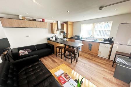 5 bedroom Property to let in Mayorswell Field, Durham, DH1