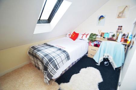 6 bedroom Property to let in Hawthorn Terrace, Durham, DH1