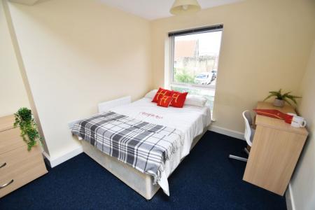 6 bedroom Property to let in The Hallgarth, Durham DH1